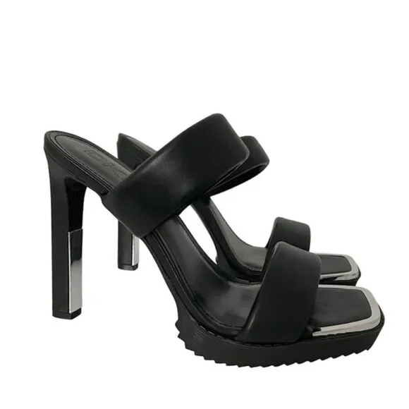 NEW DKNY Black Ralia Platform Double Padded Strap Slip On Heels size 6.5M - Picture 1 of 3